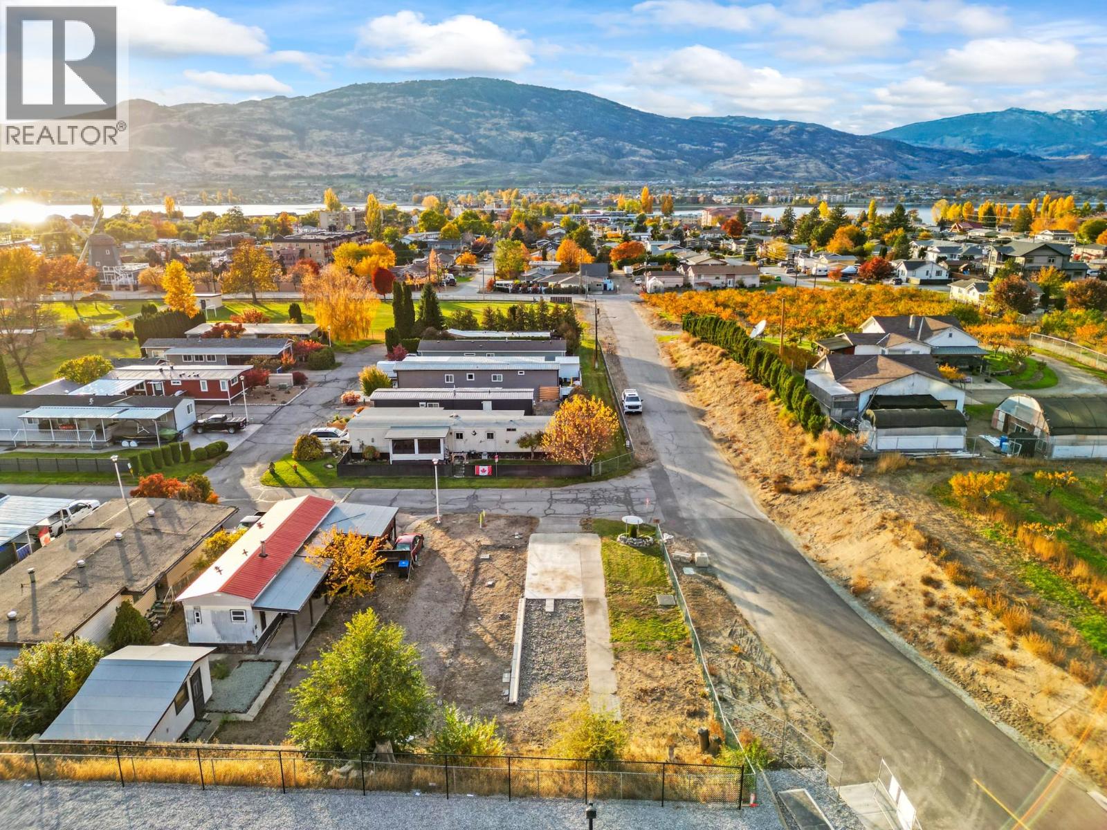 30 4911 Cedar Lane, Osoyoos