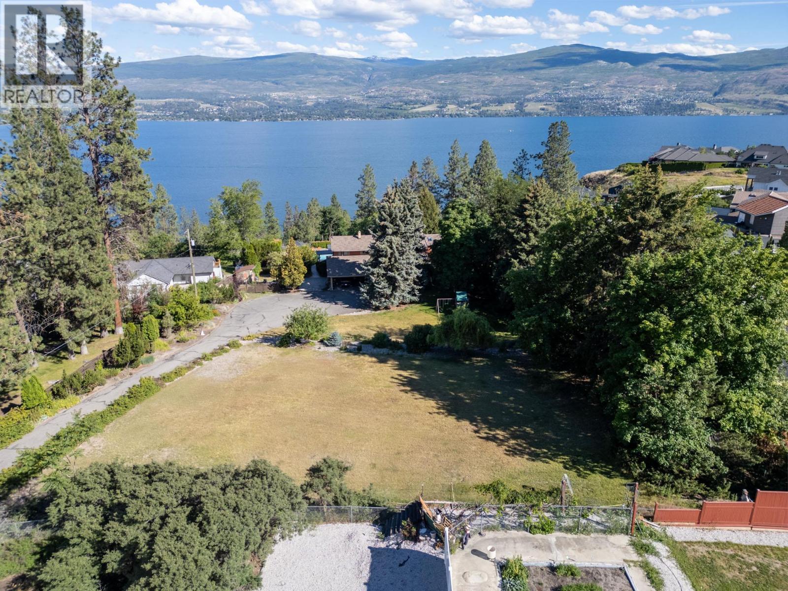 Beverly Place, West Kelowna