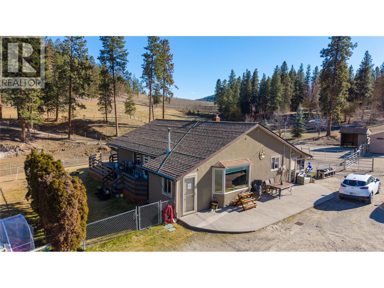 5615 Simpson Road, Summerland
